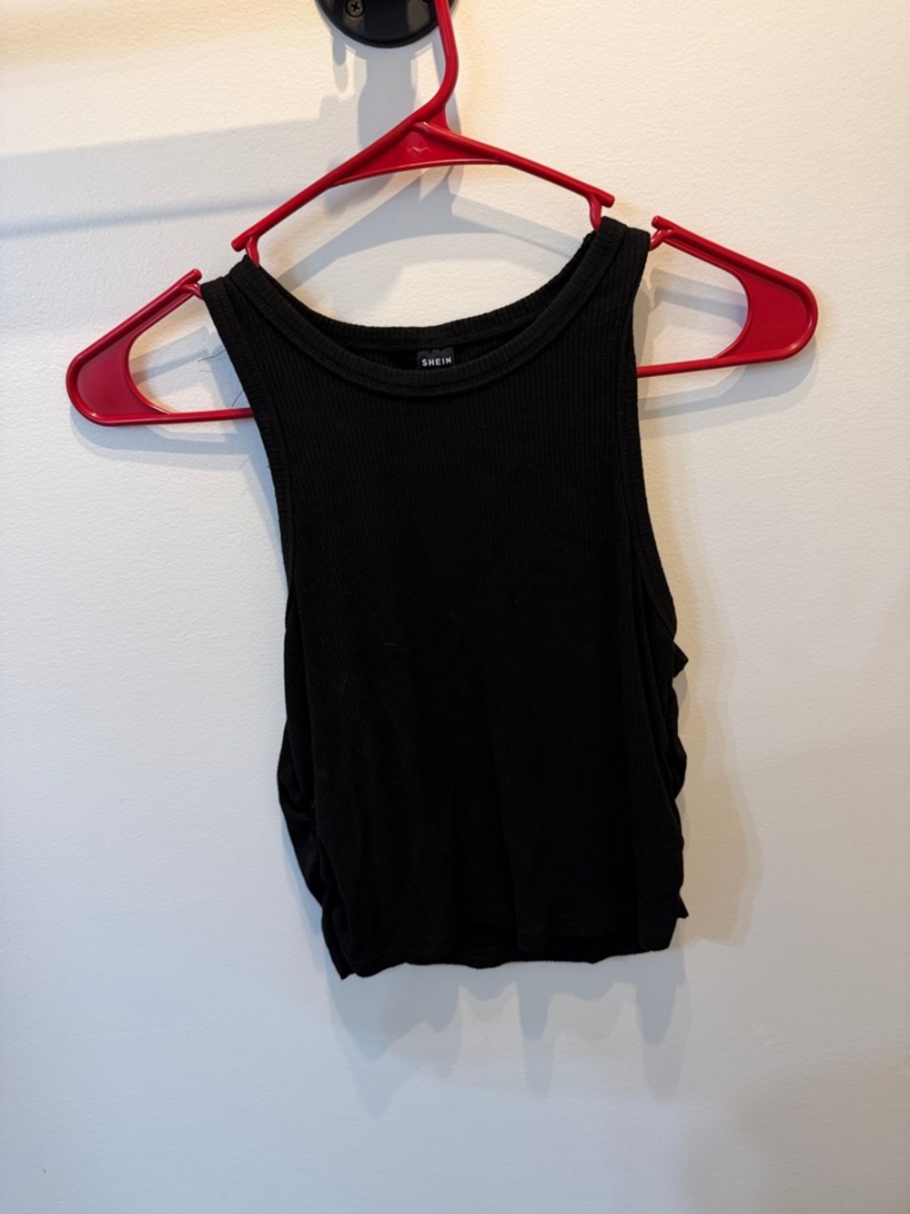 SHEIN Black Ribbed Cropped Tank